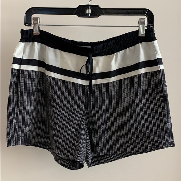 Vince Pants - Vince silk shorts
